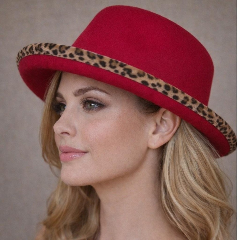 First Issue Liz Claiborne Red Wool Felt Hat Leopard Print Faux Fur Rolled Brim